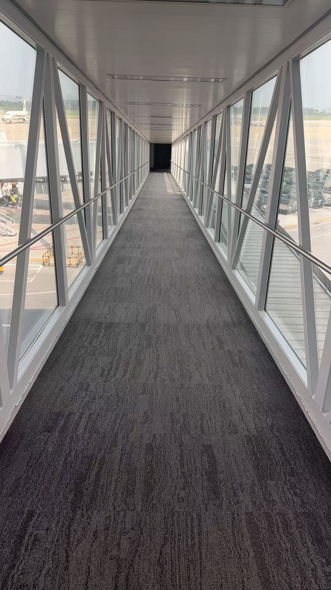 Carpet tiles for office and commercial space